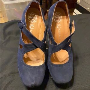 Women's Navy Blue Heels